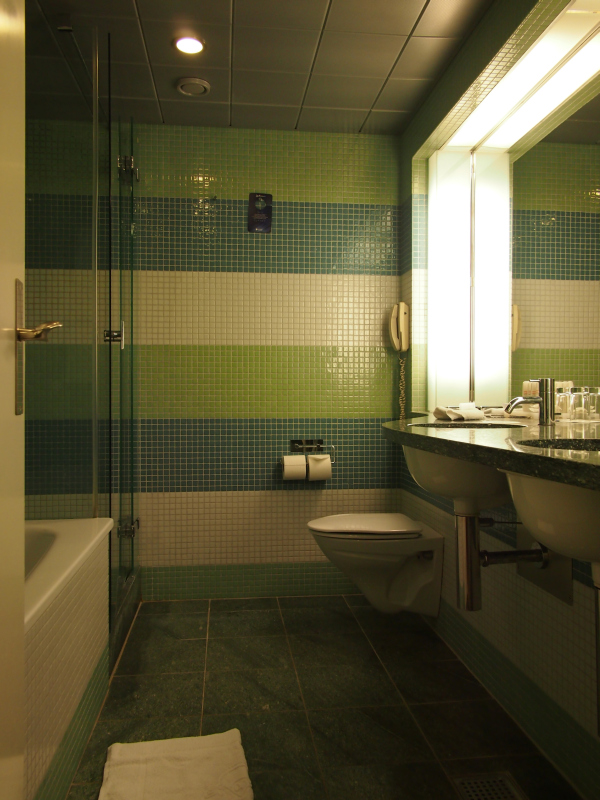 bath room of radison blu (ex. SAS) royal hotel