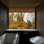 メインバスルームの窓